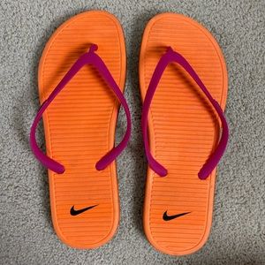 WATERPROOF NIKE ORANGE PINK FLIPFLOPS